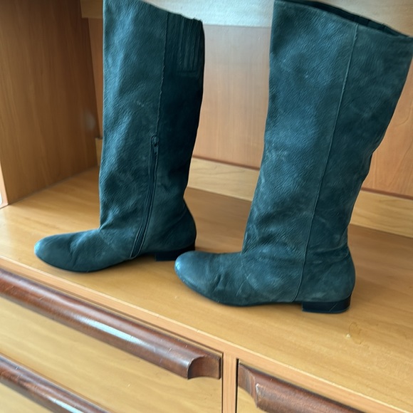 Chocolate Blu charcoal grey up to knee boots. - Picture 2 of 4